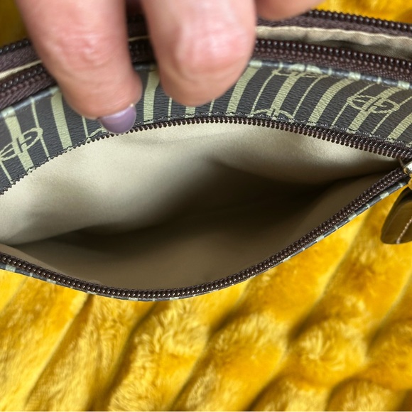 NWT GIANI BERNINI CROSSBODY - Picture 8 of 8